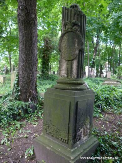 Eliasfriedhof Dresden 77