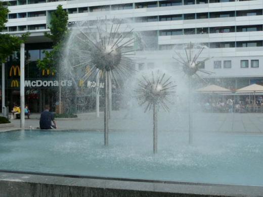Kugelbrunnen Dresden 1