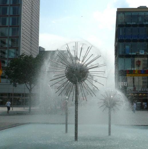 Kugelbrunnen dresden 7